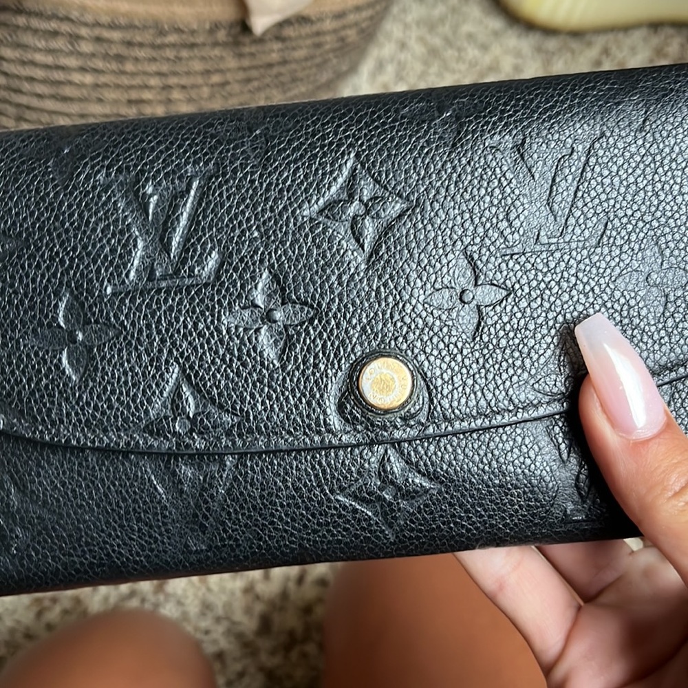 louis vuitton wallet - Picture 2 of 9